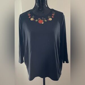 Breckenridge Black Embroidered Pumpkin Neckline Top Size 2X